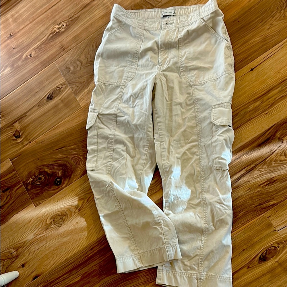 Abercrombie & Fitch Cream Cargo Pants Relaxed Fit